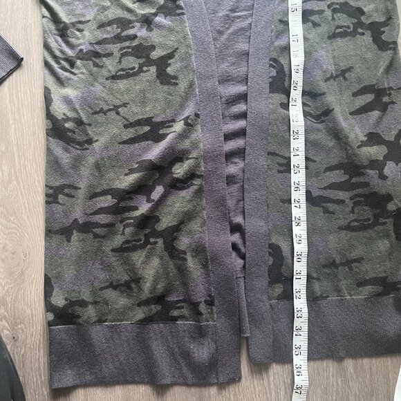 NWT Sanctuary Camo Pattern Long Cardigan - Picture 12 of 16